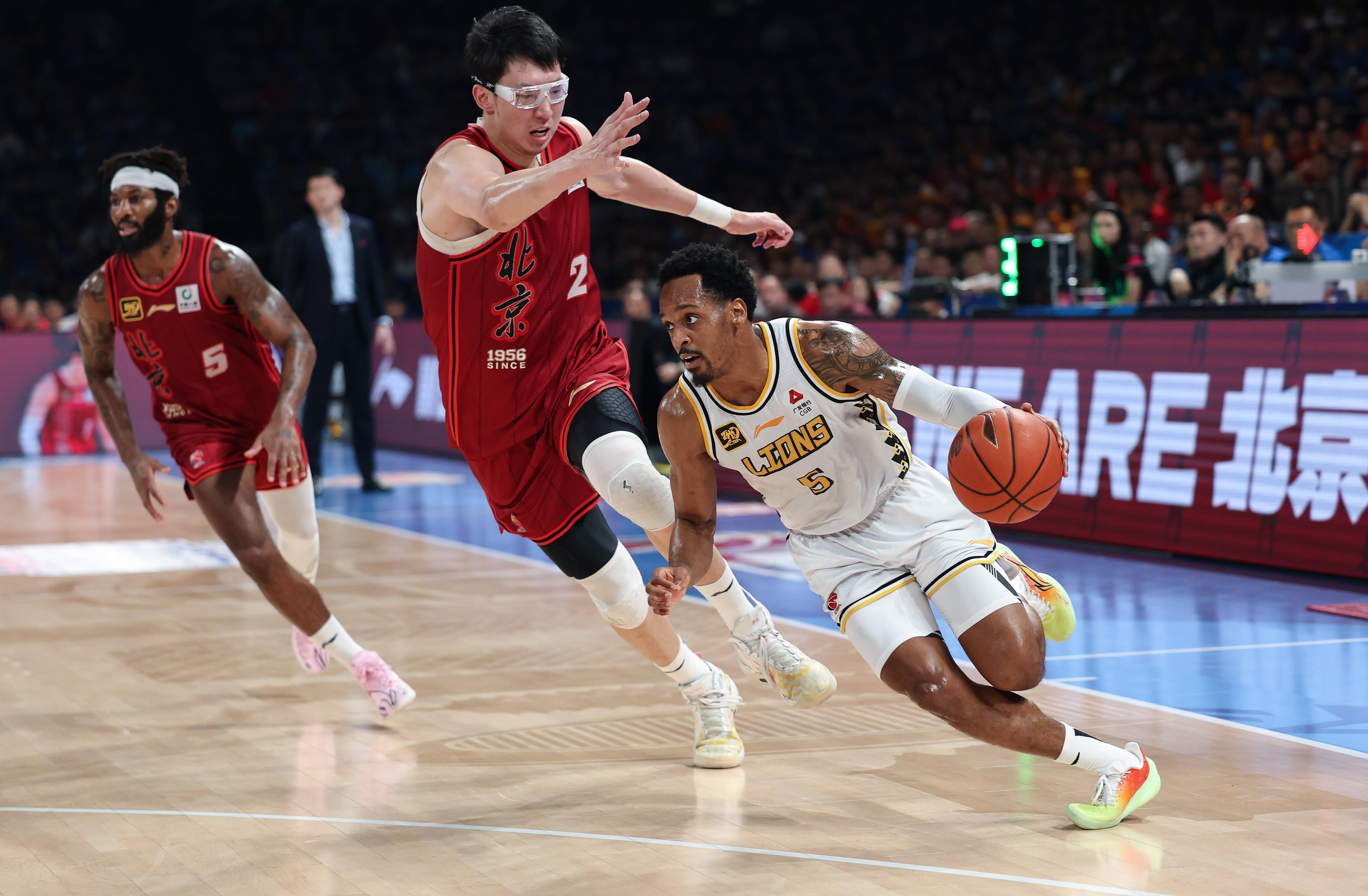 关键时刻CBA季后赛传出新动向，浙江稠州豪取连胜，管理层表态——话题不断，数据趋势出现新变化