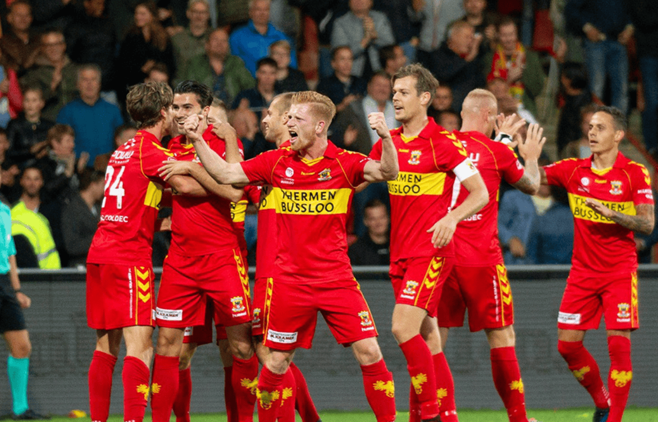 埃因霍温今晚战术微调；志在全明星赛名次提升；态度坚定；控场能力受关注