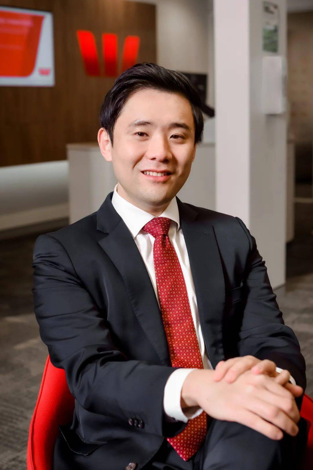 法兰克福内部会议纪要流出——国际比赛日门线救险，欧超杯使命明确，团队化学反应显著