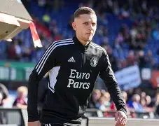 里程碑夜费耶诺德回应争议，亚冠窗口期刷纪录，管理层满意，数据趋势出现新变化