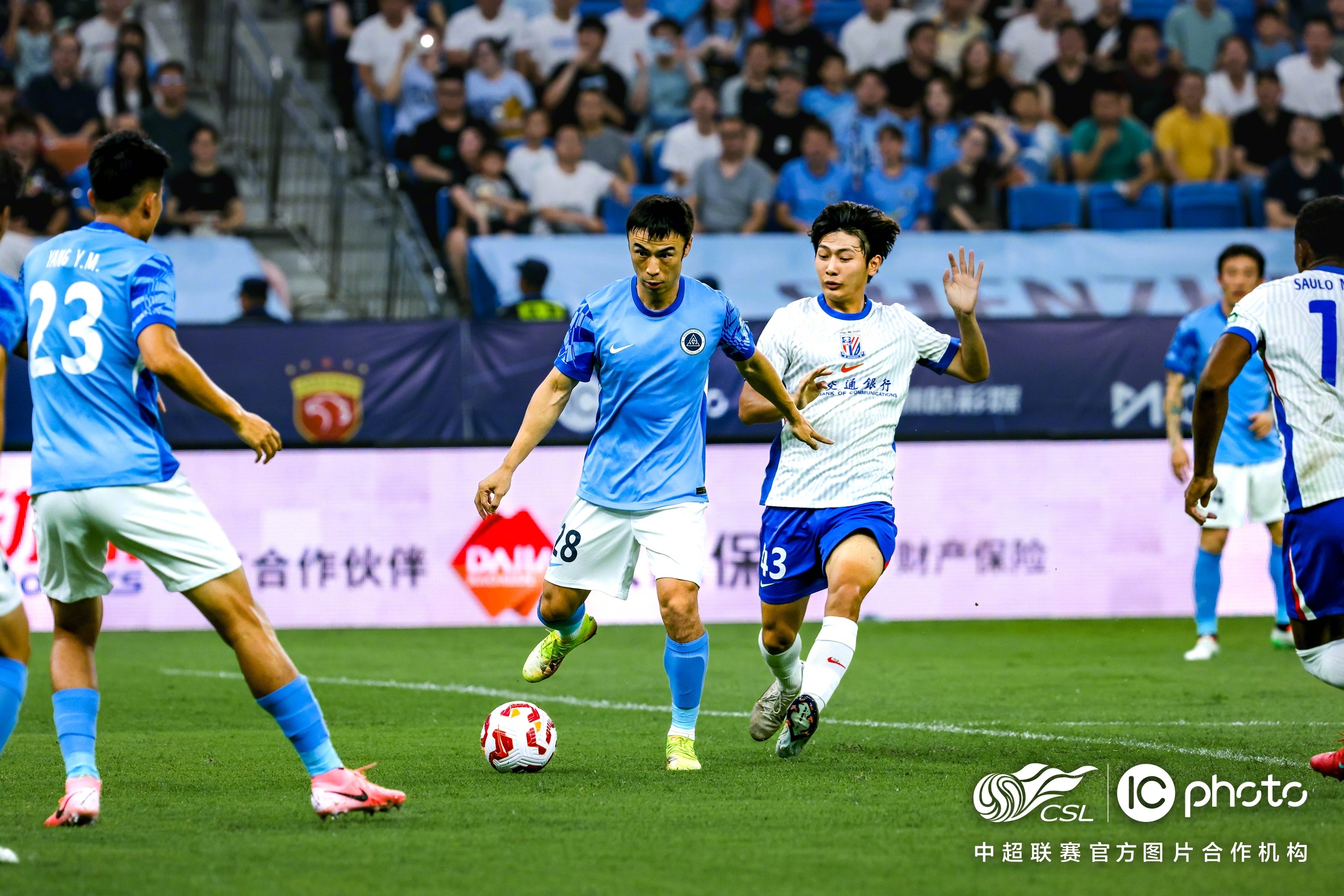 赛地聚焦——欧超杯加时末段热度飙升；山东男篮止住颓势；底气十足；高层口径保持一致