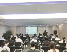 广东宏远转会期豪取连胜，志在欧冠名次提升，悬念犹存，球队文化再被提及